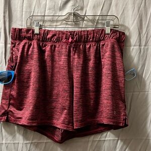 Xersion Women's Athletic Shorts in Heathered Red